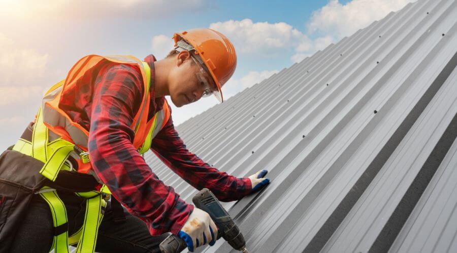 Owens Corning roofing contractor in Burt, MI